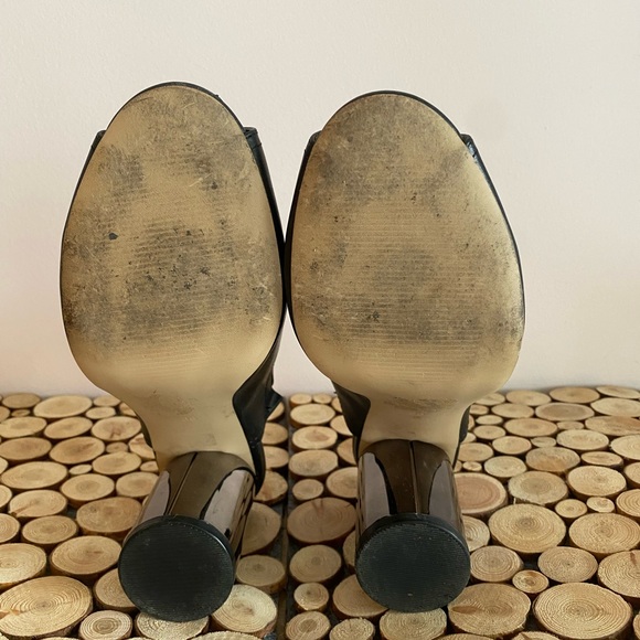 Matt and Nat heel - Picture 4 of 5